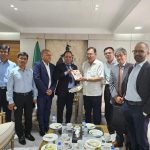ড.যশোদা জীবন দেবনাথ সহ এডিবির প্রতিনিধির সৌজন্য সাক্ষাত কৃষিমন্ত্রীর সাথে