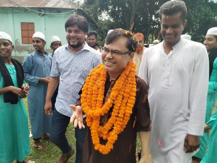 অভিনন্দন ইনডেক্স গ্রুপের প্রতিষ্ঠাতা ও গ্রুপ সিইও জনাব শফিউল্লাহ আল মুনির গত ৭ জুন ২০২৪, রোজ শুক্রবার টাঙ্গাইলের আউলিয়া নগরে খানকা শরিফ প্রাঙ্গণে ‘ফ্রি ফ্রাইডে ক্লিনিকে’র শুভ উদ্বোধন করার জন্য