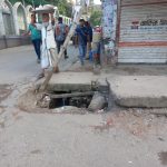 রিকাবী বাজার চৌ-রাস্তায় জনদূভোগ ও দূর্ঘটনার ঝুঁকি
