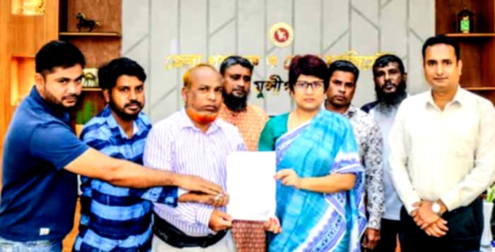 ইলিয়াস কাঞ্চনের প্রতি বৈষম্যমূলক আচরণের প্রতিবাদে নিসচা মুন্সীগঞ্জ জেলা শাখার স্মারকলিপি প্রদান