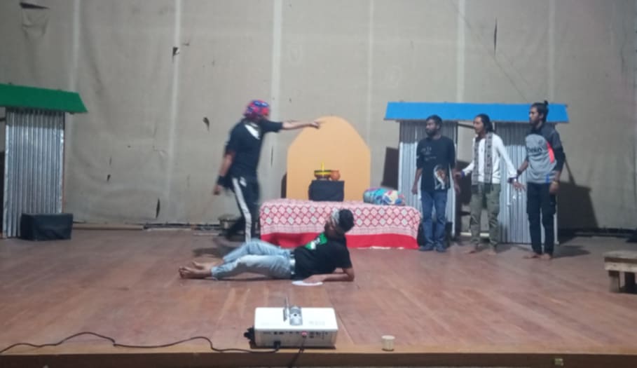 মুন্সীগঞ্জ শিল্পকলার মঞ্চে নাটক নিয়ে আসছে প্রজন্ম থিয়েটার