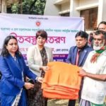 মুন্সীগঞ্জে অপ্রাতিষ্ঠানিক যুব ঋণ বিতরন করলেন জেলা প্রশাসক