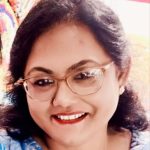 লেখিকা নাসরিন আক্তার এর ছোট গল্প-অনুভূতির জানালায় কয়েকটি কাঁচের টুকরো “