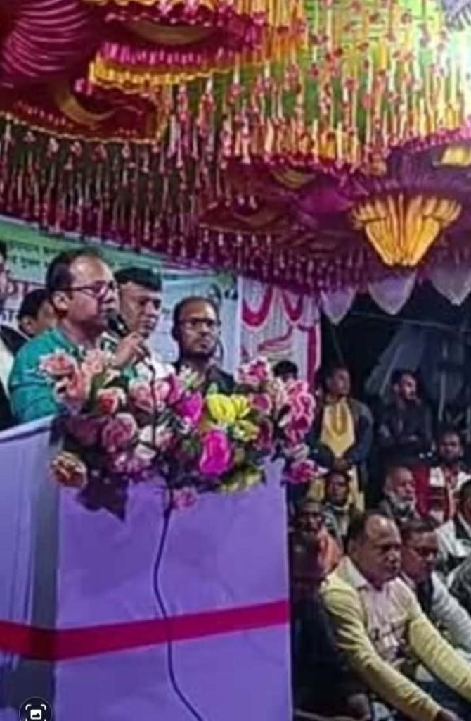 নাটোর-৩ আসনে কাজী গোলাম মোর্শেদের গণসংযোগ: বিতরণ করলেন ৩১ দফার লিফলেট