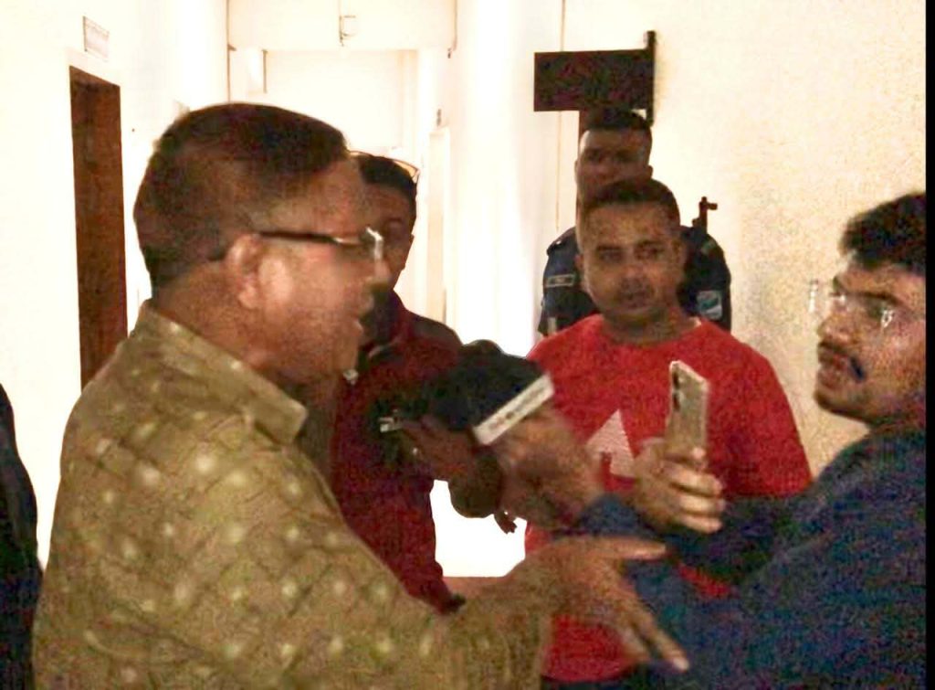 লৌহজং থানার পুলিশ পরিদর্শক (তদন্ত) এর বিরুদ্ধে সাংবাদিকের করা জিডি উধাও।