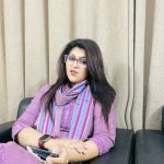 কবি সোনালি সেন এর কবিতা-আমরা তো অল্পে খুশি