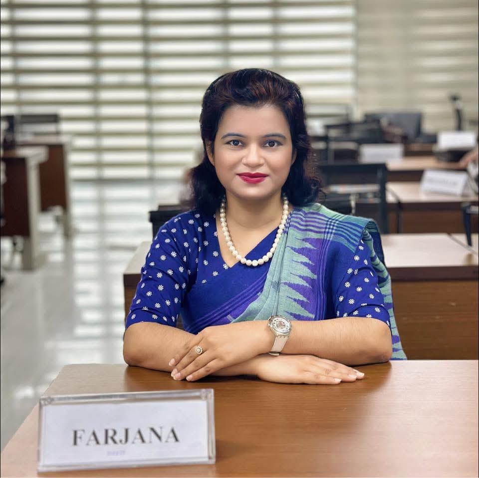 কবি উম্মে হাবিবা ফারজানা এর কবিতা- ডিভাইসে বন্দি জীবন